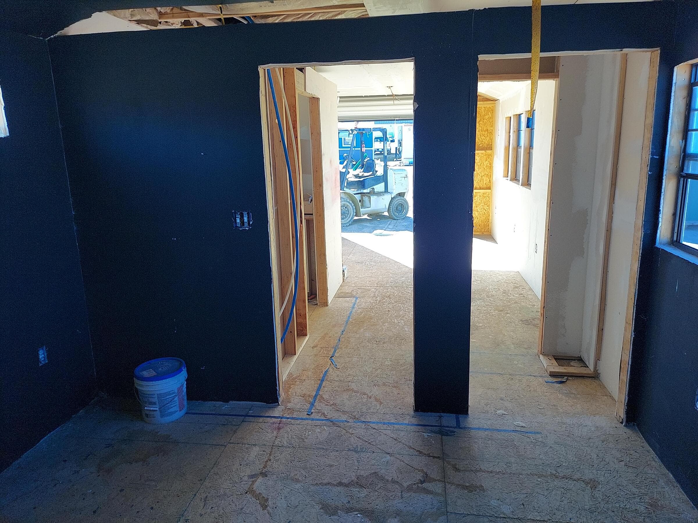 Thumbnail [object Object]1