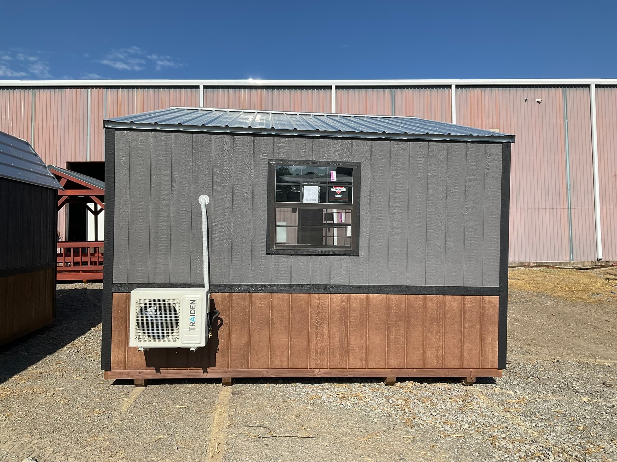 Thumbnail [object Object]1