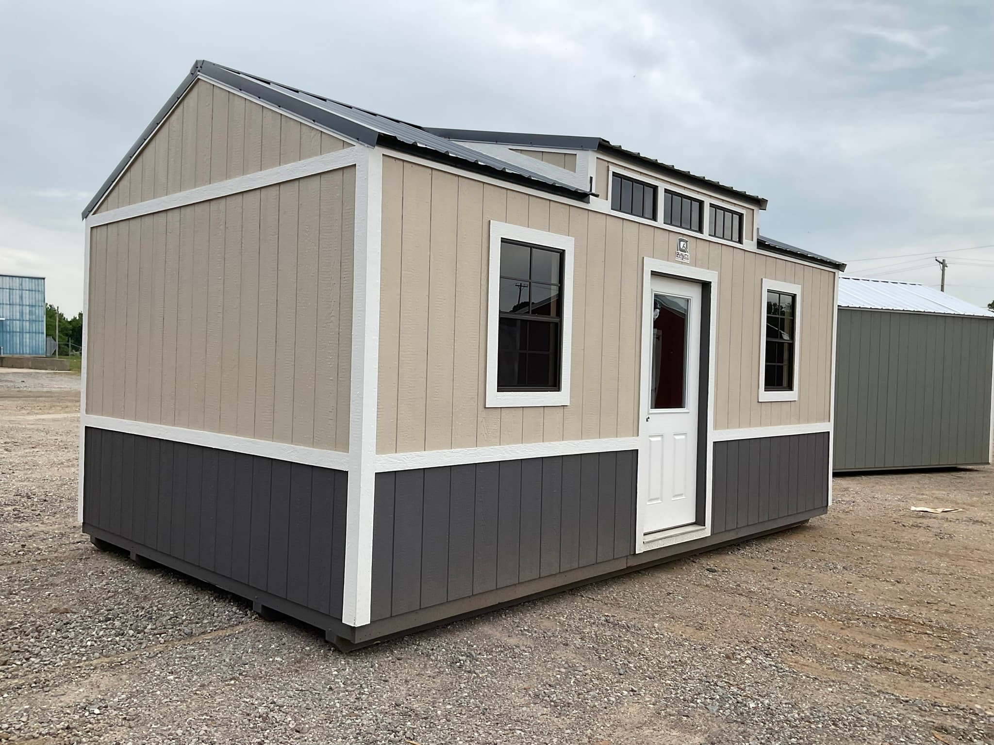 Thumbnail [object Object]1