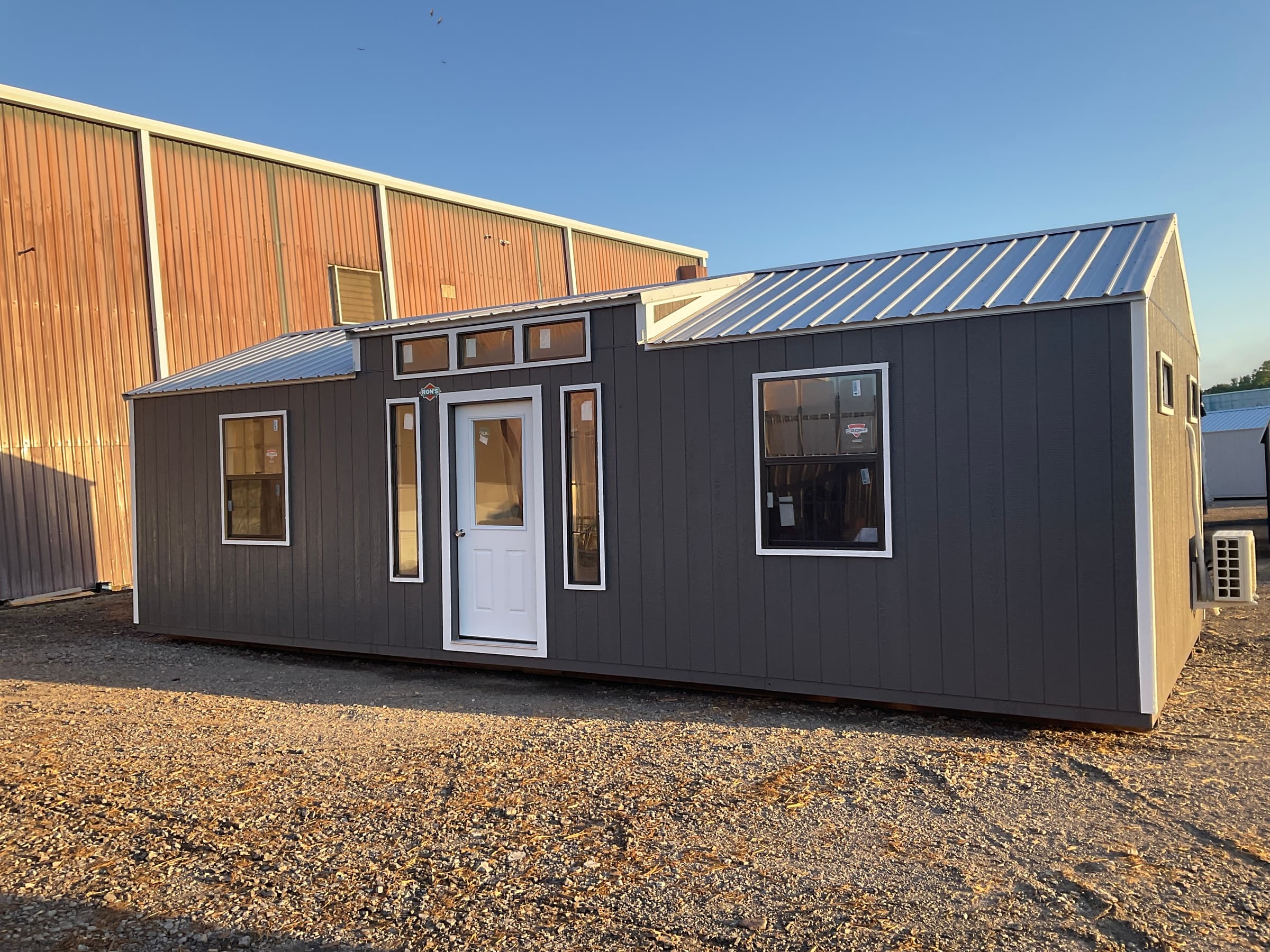 Thumbnail [object Object]1