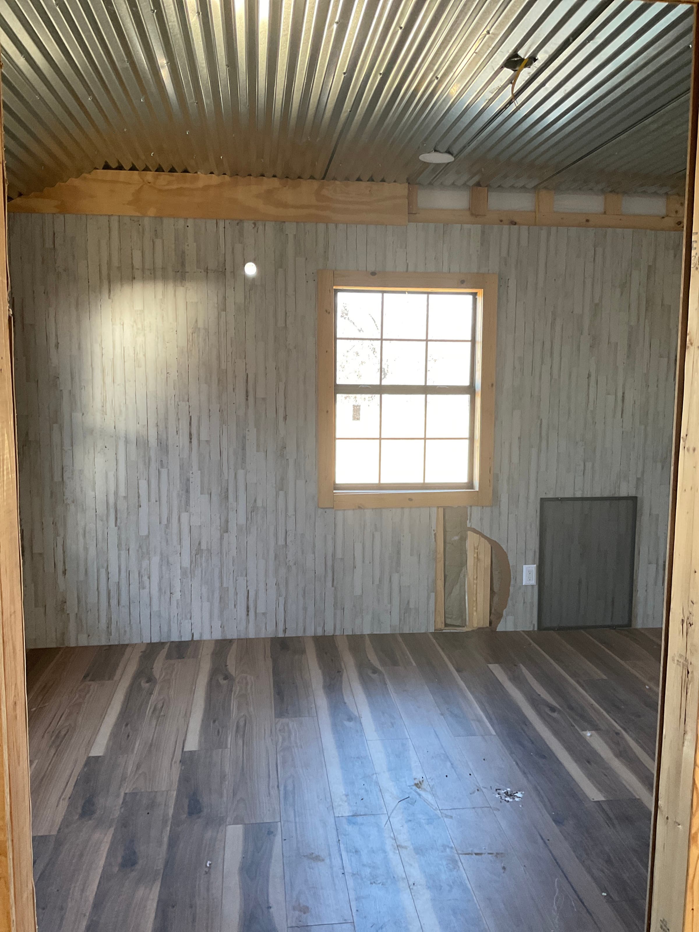 Thumbnail [object Object]1