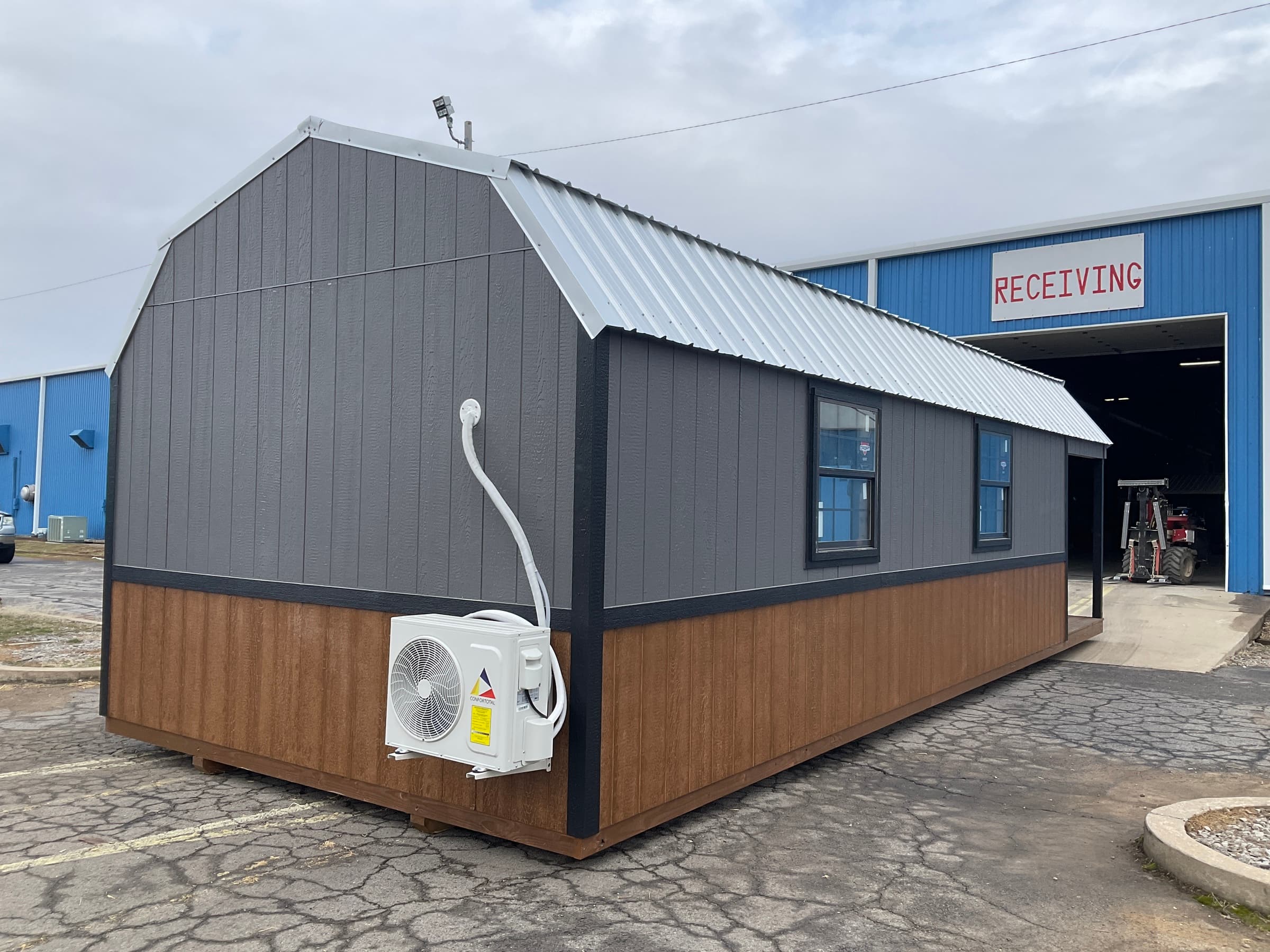 Thumbnail [object Object]1