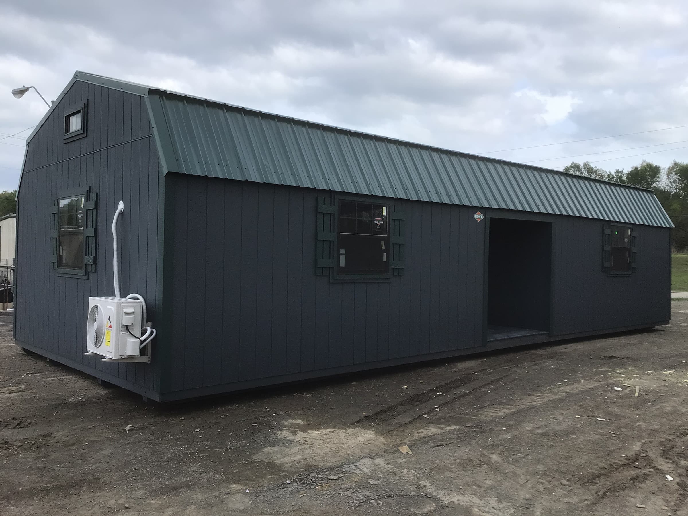 Side Entry Barn Cabin