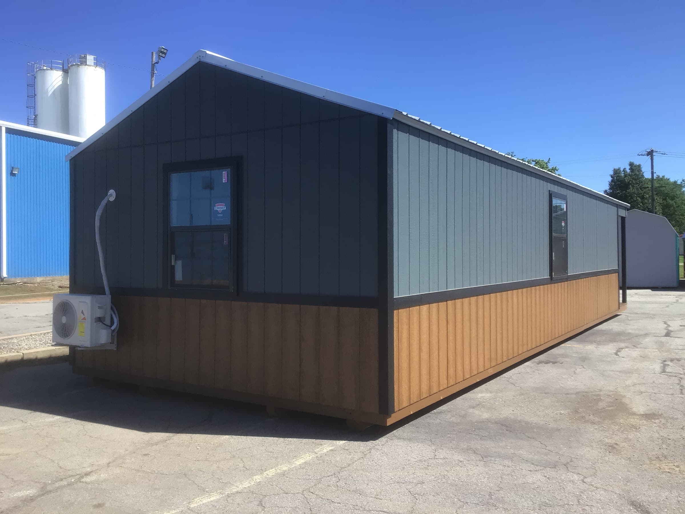 Thumbnail [object Object]1