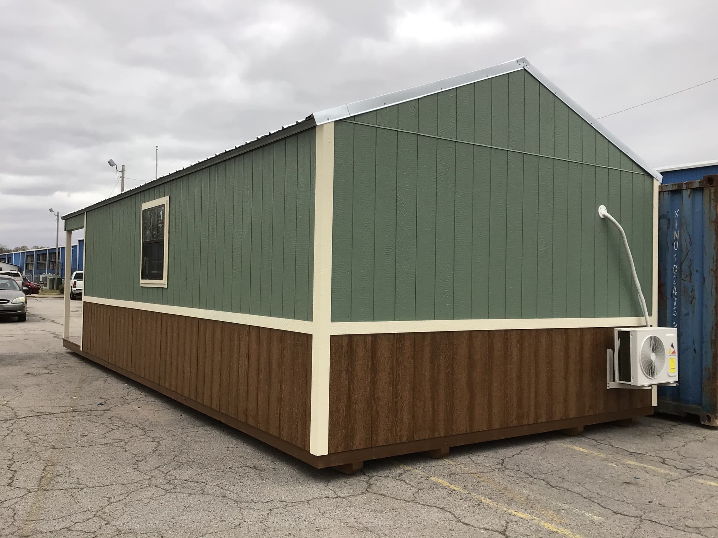 Thumbnail [object Object]1