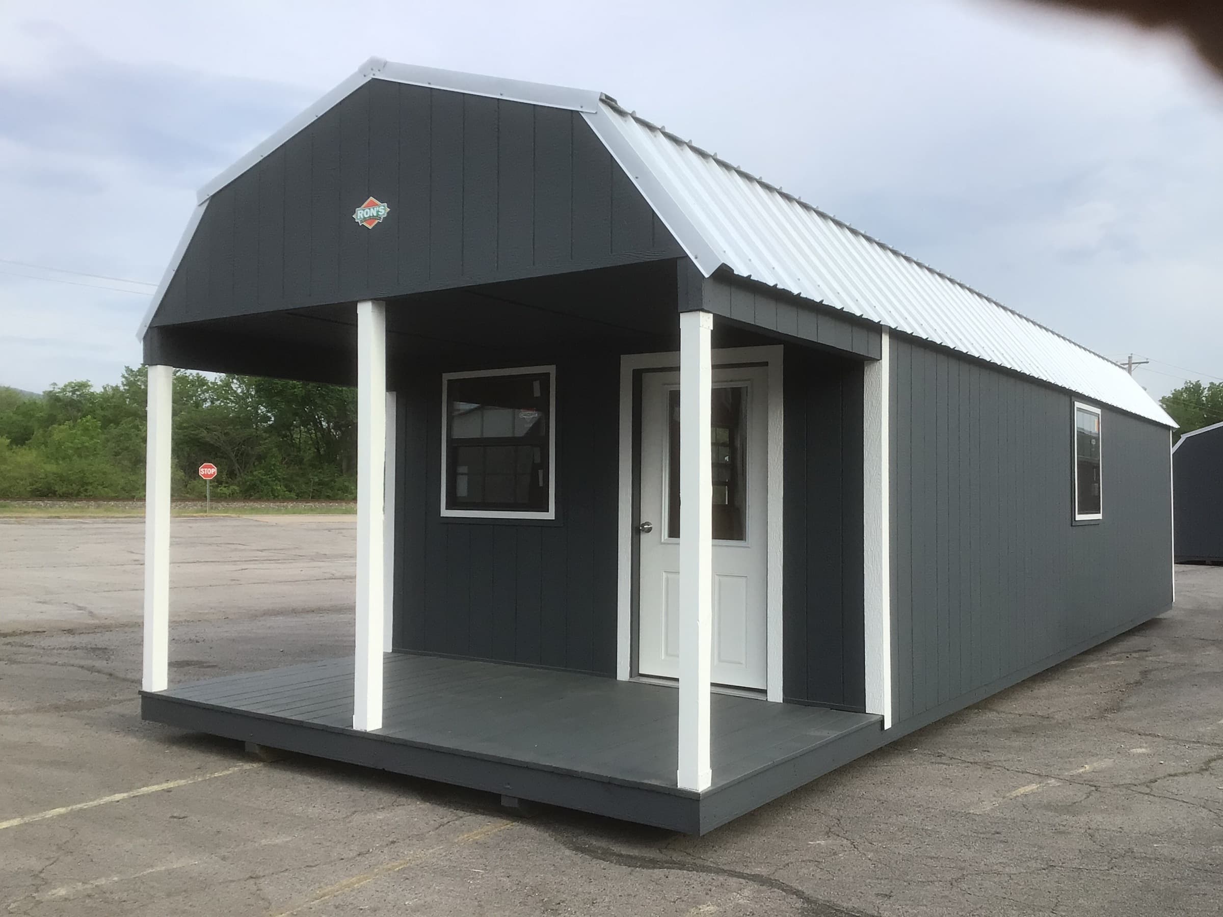 Deluxe Lofted Cabin Porch