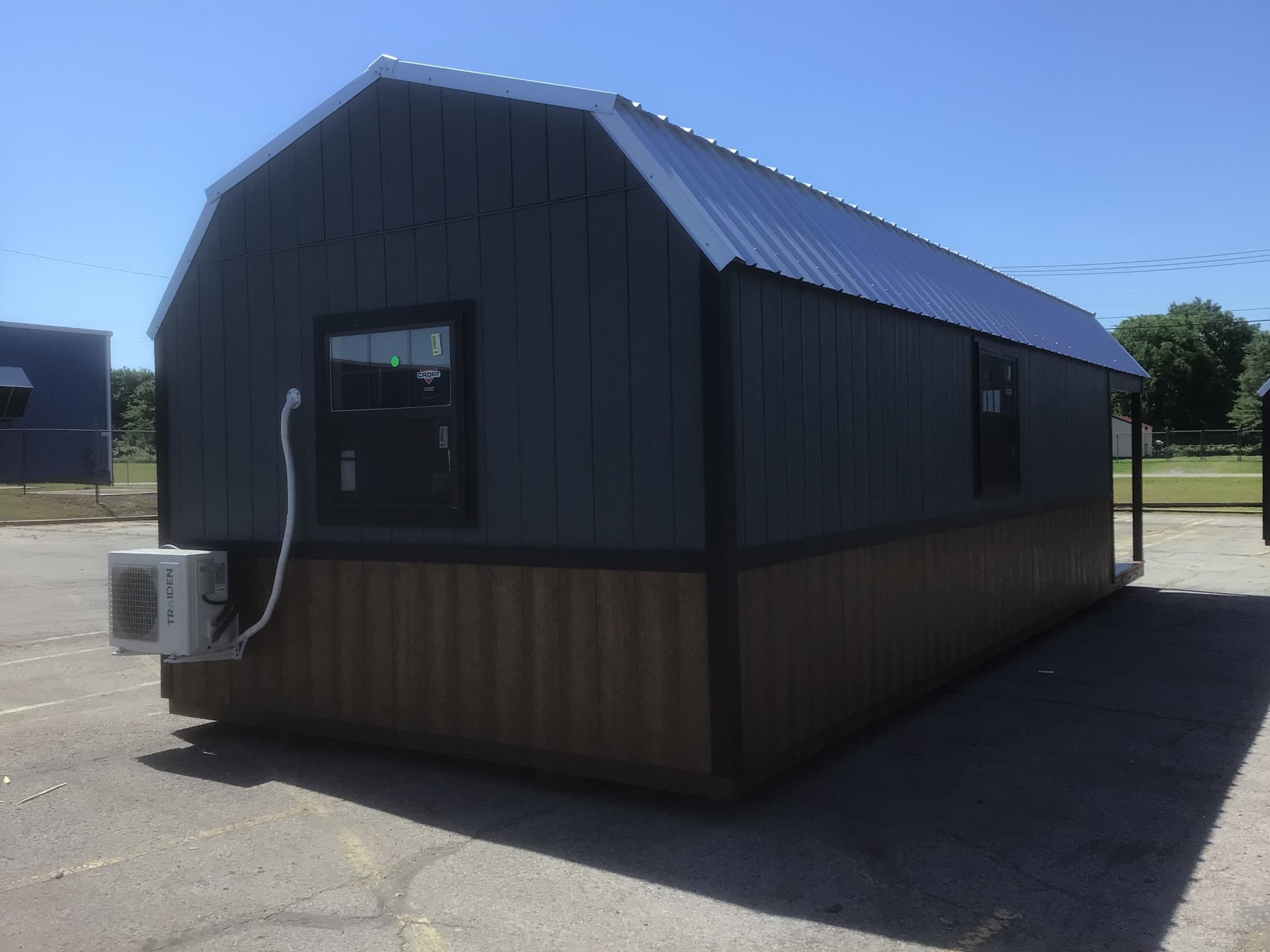 Thumbnail [object Object]1