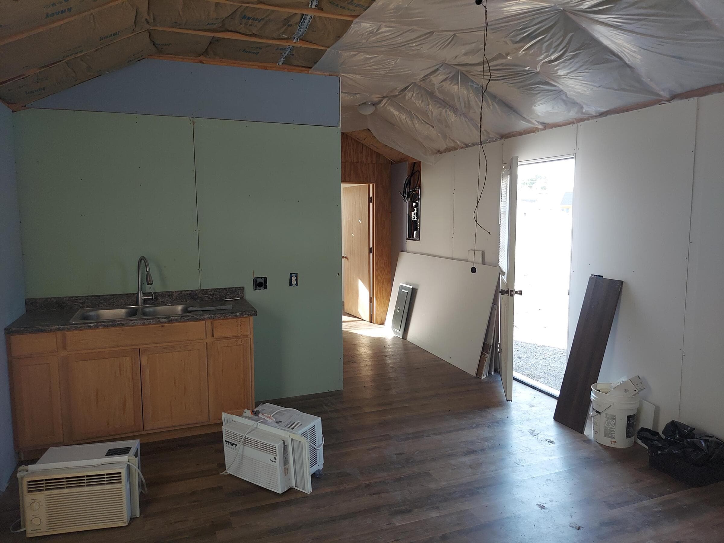 Thumbnail [object Object]1