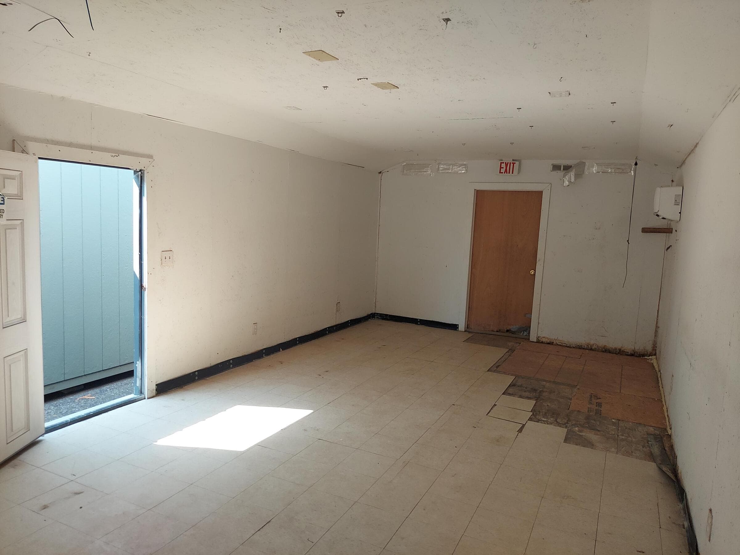 Thumbnail [object Object]1