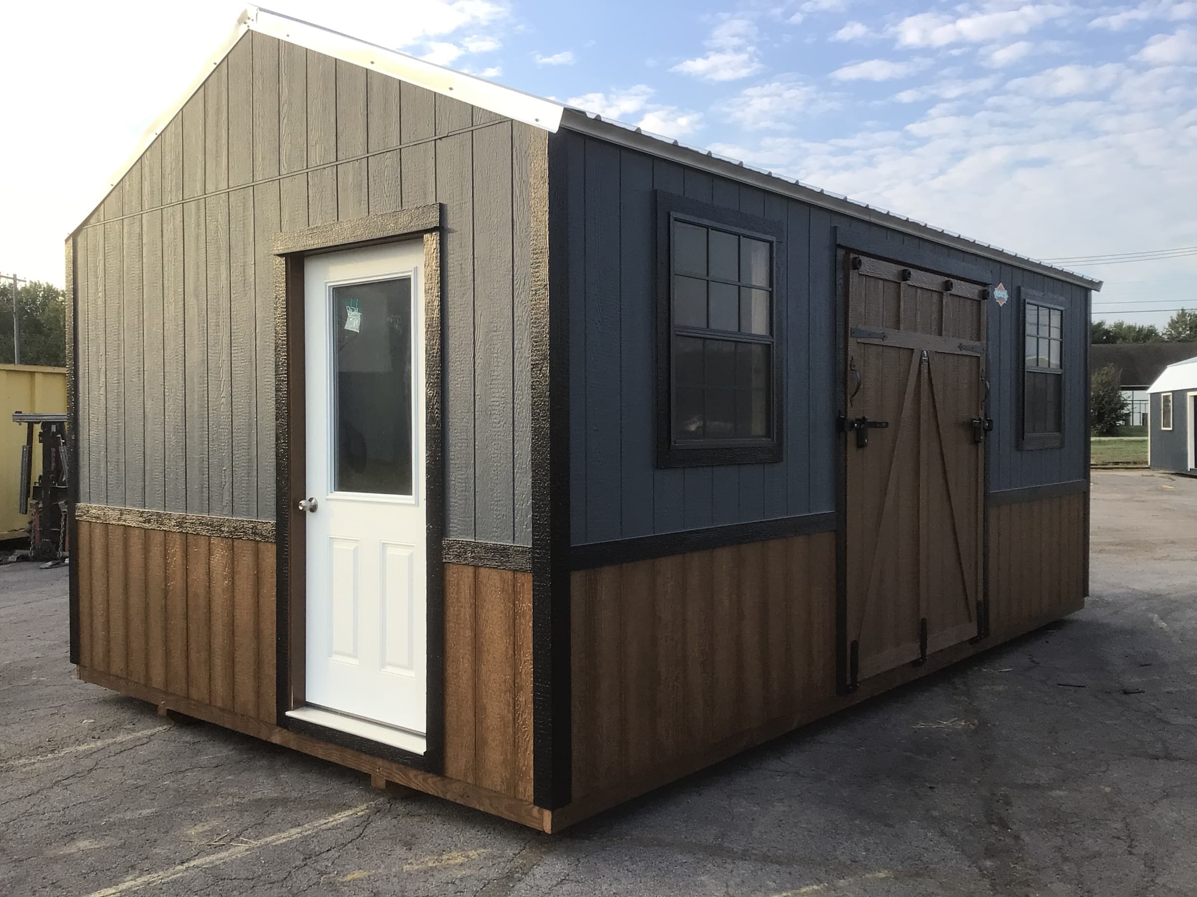 Thumbnail [object Object]1