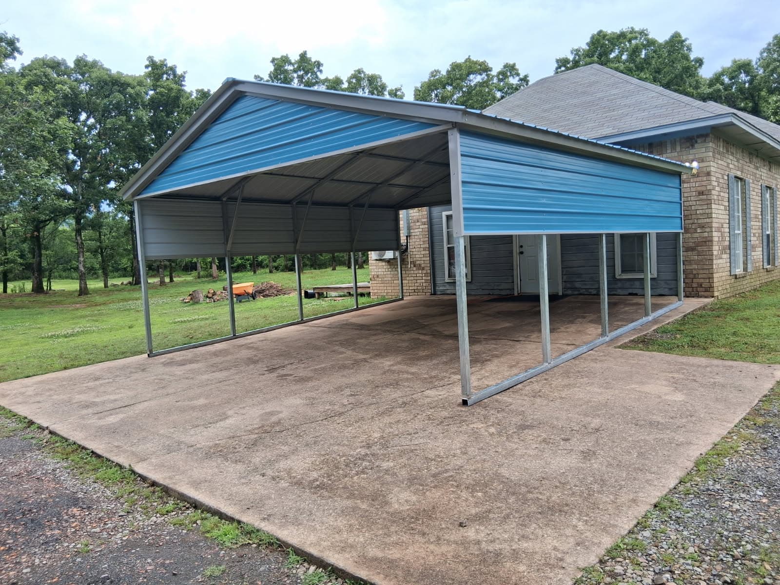 Carport 20x20